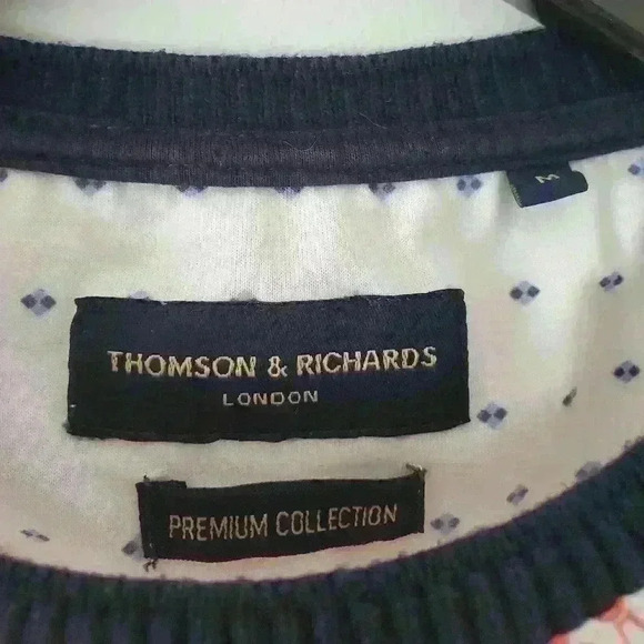 2For$40.Thomson & Richards London premium lobsters  and lemons tshirt size med. - Picture 3 of 10